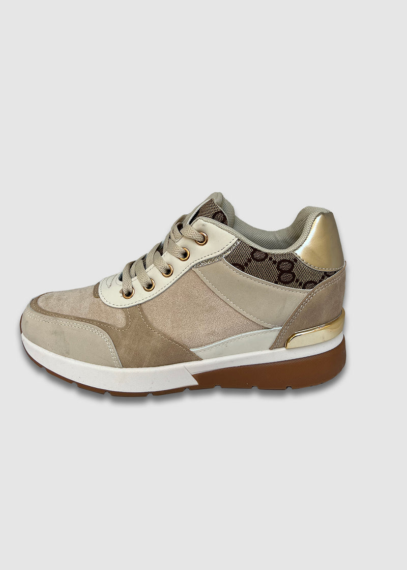 Sneakers Δίπατα Μπεζ Με Μεταλλική Λεπτομέρεια