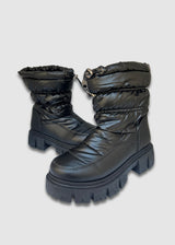 Μποτάκια Με Τρακτερωτή Σόλα Μαύρα