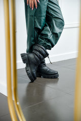 Μποτάκια Με Τρακτερωτή Σόλα Μαύρα