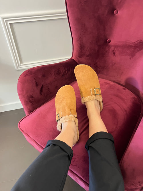 Clogs Suede Με Γούνα Ταμπά