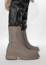 Αρβυλάκια με τρακτερωτή σόλα